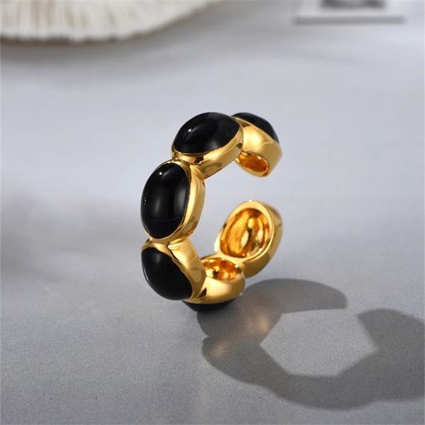 french bean open black agate ring ear clip for women's doubles with niche vintage charm jewelry, Silver
french bean open black agate ring ear clip for women's doubles with niche vintage charm jewelry, Silver