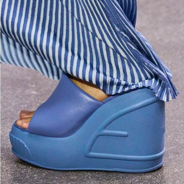 2023 summer wedge platform sandals for women fashion thick heel newset lady slippers shoes, Black
2023 summer wedge platform sandals for women fashion thick heel newset lady slippers shoes, Black