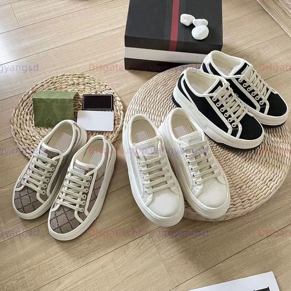designer women's shoes italy low-cut women's sports shoes tennis 1977 canvas thick-soled casual shoes luxurys high-striped running
designer women's shoes italy low-cut women's sports shoes tennis 1977 canvas thick-soled casual shoes luxurys high-striped running