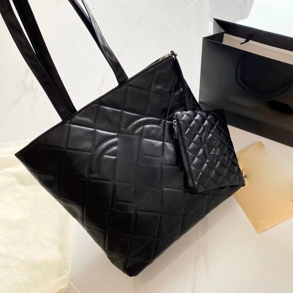 channel fashion designer tote bag womens handbags luxury shoulder bag shopping bag with small womens purse totes bag 33*36*10cm
channel fashion designer tote bag womens handbags luxury shoulder bag shopping bag with small womens purse totes bag 33*36*10cm