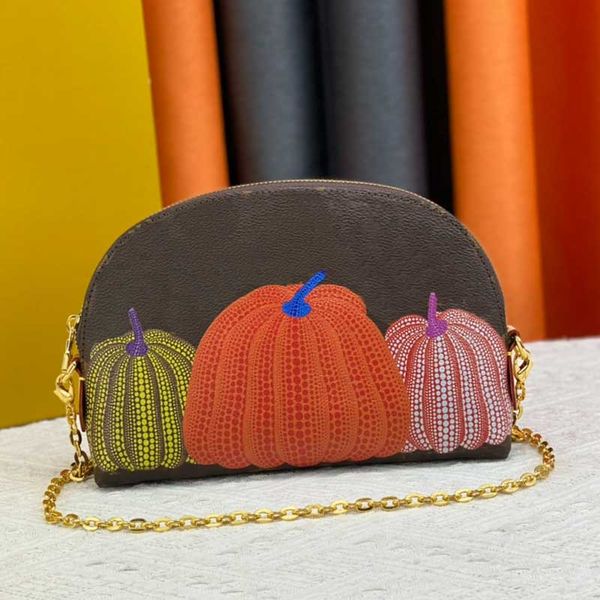 m47353 new designer shoulder bag pumpkin canvas makeup bag gold chain purse fashion ladies mini handbag cosmetic clutch bag
m47353 new designer shoulder bag pumpkin canvas makeup bag gold chain purse fashion ladies mini handbag cosmetic clutch bag