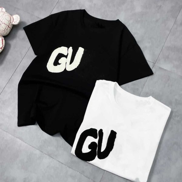 2023 spring/summer new g family towel embroidery letter round neck versatile black and white casual short sleeve t-shirt
2023 spring/summer new g family towel embroidery letter round neck versatile black and white casual short sleeve t-shirt