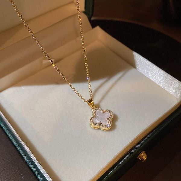 2023 fashion new designer necklace luxury four-leaf clover titanium steel necklace women's senior clavicle chain 100 pendant necklace n, Silver
2023 fashion new designer necklace luxury four-leaf clover titanium steel necklace women's senior clavicle chain 100 pendant necklace n, Silver