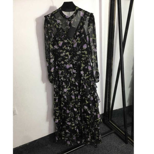 23ss women dress womens designer clothing summer dresses temperament flower print ruffled small floral long sleeve dress cake skirt long ski, Black;gray
23ss women dress womens designer clothing summer dresses temperament flower print ruffled small floral long sleeve dress cake skirt long ski, Black;gray
