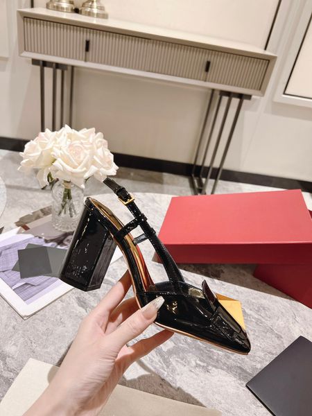 luxury designer dress shoes valentinosity women's high heels new spring and autumn sandals designer fashion formal dress elegant temper, Black
luxury designer dress shoes valentinosity women's high heels new spring and autumn sandals designer fashion formal dress elegant temper, Black