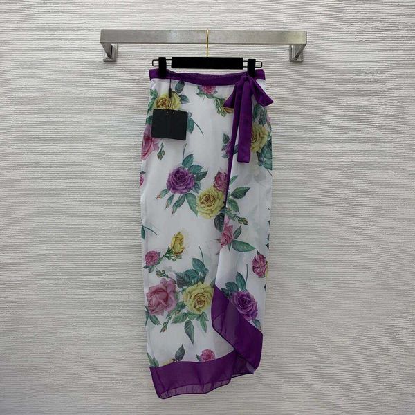 23ss designer skirts women designer clothes fashion skirt rose green leaf printing irregular one-piece wrap bandage long skirt beach skirt w, Black
23ss designer skirts women designer clothes fashion skirt rose green leaf printing irregular one-piece wrap bandage long skirt beach skirt w, Black
