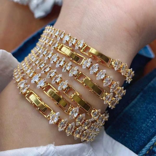 europe new simple design marquise cut cubic zirconia tennis bracelets gold silver color crystal bracelet for women wedding
europe new simple design marquise cut cubic zirconia tennis bracelets gold silver color crystal bracelet for women wedding