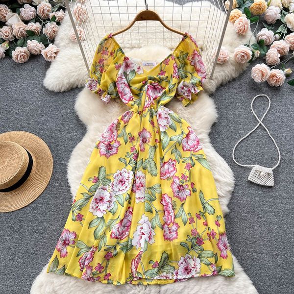 french vintage floral v-neck summer dress women's retro style waist slimming bubble short-sleeved chiffon charm elegant, Black;gray
french vintage floral v-neck summer dress women's retro style waist slimming bubble short-sleeved chiffon charm elegant, Black;gray