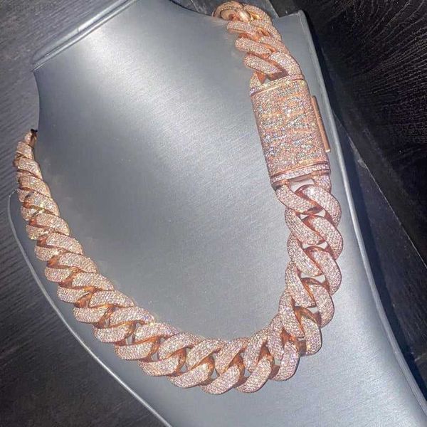 heavy solid 925 sterling silver 22mm men's vvs1 round white moissanite diamonds studded cuban link chain
heavy solid 925 sterling silver 22mm men's vvs1 round white moissanite diamonds studded cuban link chain