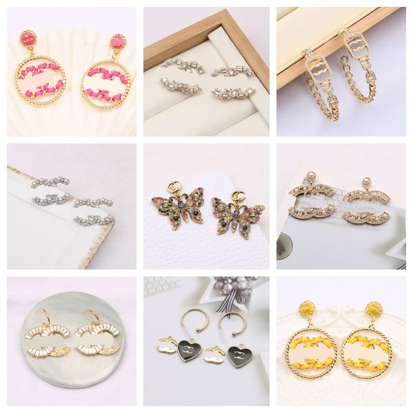 fashion 18k gold plated designers earring stud luxury famous women retro plaid pearl earring letter wedding party gift jewerlry 20style, Golden;silver
fashion 18k gold plated designers earring stud luxury famous women retro plaid pearl earring letter wedding party gift jewerlry 20style, Golden;silver