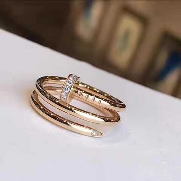 high-quality high edition v gold 925 silver plated card nail three full diamond ring for men and women simple advanced personality light lux
high-quality high edition v gold 925 silver plated card nail three full diamond ring for men and women simple advanced personality light lux