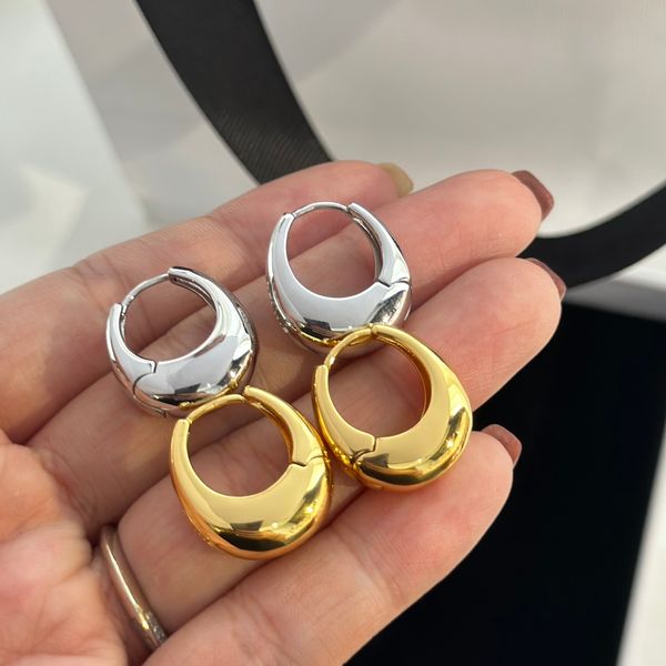 new designed triomphe mobile pendant earrings in brass with gold shiny women ear hoops designer jewelry er888, Golden;silver
new designed triomphe mobile pendant earrings in brass with gold shiny women ear hoops designer jewelry er888, Golden;silver