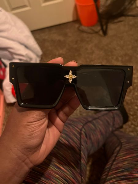 mens sunglasses designer sunglasses letters luxury glasses frame letter lunette sun glasses for women oversized polarized senior style stree, White;black
mens sunglasses designer sunglasses letters luxury glasses frame letter lunette sun glasses for women oversized polarized senior style stree, White;black