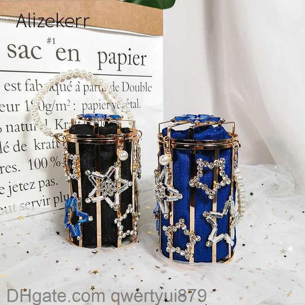 totes crystal rhinestones star evening clutch bag luxury round pearl hollow out purse ladies chain circular small handbag qwertyui879
totes crystal rhinestones star evening clutch bag luxury round pearl hollow out purse ladies chain circular small handbag qwertyui879