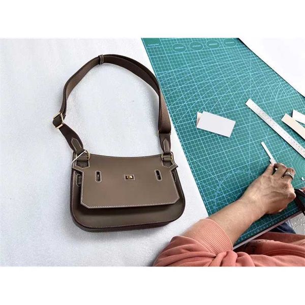 women leather bag jypsieres h erm summer new mini crossbody genuine leather women's bag small premium swift cowhide shoulder bag
women leather bag jypsieres h erm summer new mini crossbody genuine leather women's bag small premium swift cowhide shoulder bag