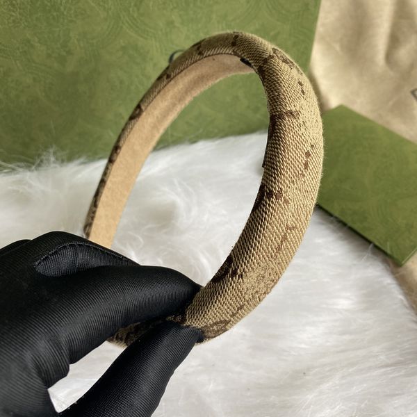2cm ins fashion g-letter designers headbands khaki blue luxury women hair hoops for girls headband party wedding sports spa hair accessories, Silver
2cm ins fashion g-letter designers headbands khaki blue luxury women hair hoops for girls headband party wedding sports spa hair accessories, Silver