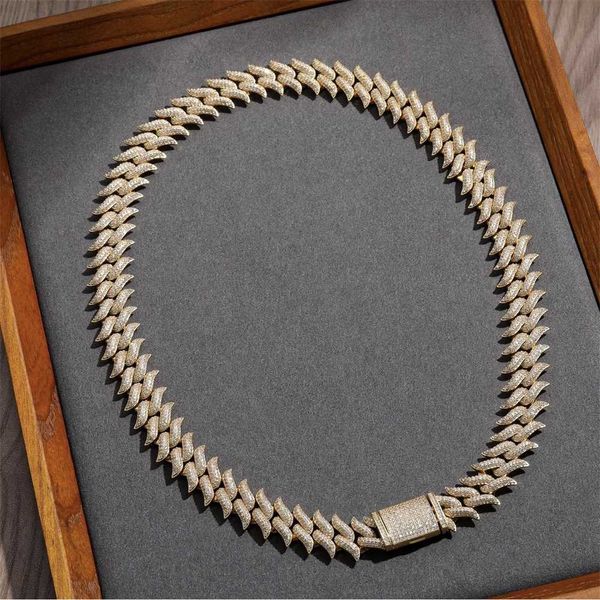 925 sterling silver 15mm width 20" 22" custom moissanite iced out hip hop cuban link chain
925 sterling silver 15mm width 20" 22" custom moissanite iced out hip hop cuban link chain