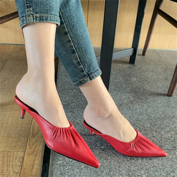 high heels women slippers 2023 summer pointy luxury leather women shoes pleated lady stiletto outdoor slippers dropshopping, Black
high heels women slippers 2023 summer pointy luxury leather women shoes pleated lady stiletto outdoor slippers dropshopping, Black