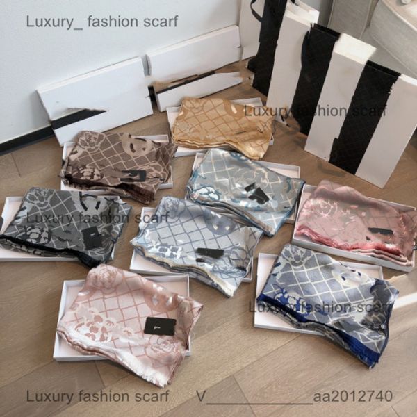 brand scarf women's senior silk wool shawl fashion travel soft designer luxury scarf long print, Blue;gray
brand scarf women's senior silk wool shawl fashion travel soft designer luxury scarf long print, Blue;gray
