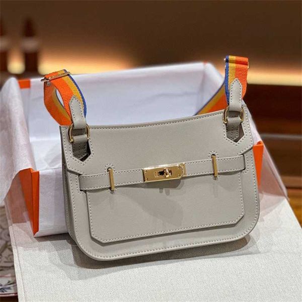 women leather bag jypsieres h erm cowhide bag with lock buckle thick rope one shoulder crossbody bag mini fantasy purple tongle versatile ba
women leather bag jypsieres h erm cowhide bag with lock buckle thick rope one shoulder crossbody bag mini fantasy purple tongle versatile ba