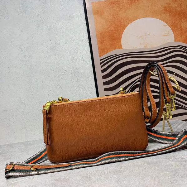 2023 four seasons new fashion shoulder bag women's brand leather handbag with large capacity
2023 four seasons new fashion shoulder bag women's brand leather handbag with large capacity