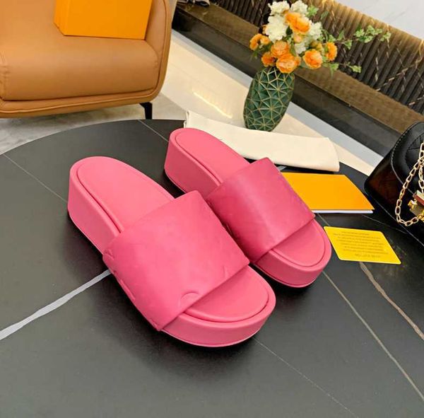2023 women fashion designers flat slides flip flops summer couple slippers thicksoled increased simple atmosphere sandals size, Black
2023 women fashion designers flat slides flip flops summer couple slippers thicksoled increased simple atmosphere sandals size, Black