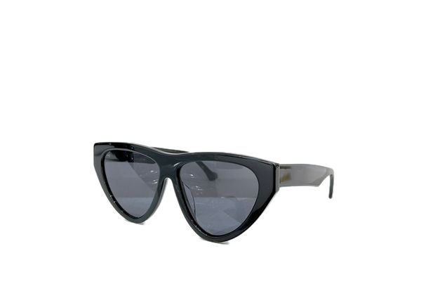 womens sunglasses for women men sun glasses mens fashion style protects eyes uv400 lens with random box and case 1333s, White;black
womens sunglasses for women men sun glasses mens fashion style protects eyes uv400 lens with random box and case 1333s, White;black