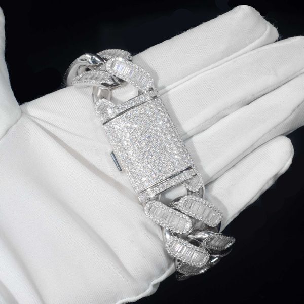 classic cuban link chain 18mm bracelet pass diamond tester vvs ice out baguette moissanite silver fine jewelry for man woman
classic cuban link chain 18mm bracelet pass diamond tester vvs ice out baguette moissanite silver fine jewelry for man woman