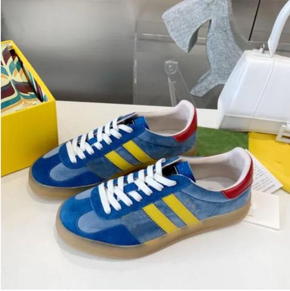 leisure shoes brand designer luxury 5a quality gazelle velvet patchwork printed stripes retro collaboration flat-bottomed outdoor sports sho, Black
leisure shoes brand designer luxury 5a quality gazelle velvet patchwork printed stripes retro collaboration flat-bottomed outdoor sports sho, Black