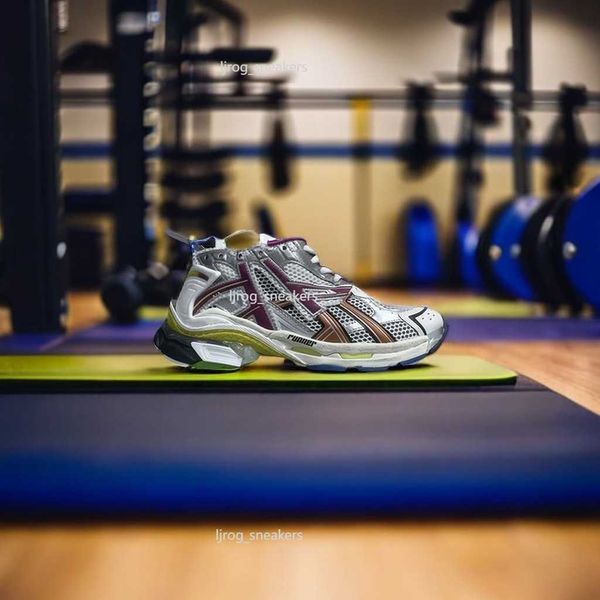designer sneaker mens trainer scarpe balienciaga shoe retro feeling tilted toe demna sneaker style woman sneakers track runner designers fla, Black
designer sneaker mens trainer scarpe balienciaga shoe retro feeling tilted toe demna sneaker style woman sneakers track runner designers fla, Black