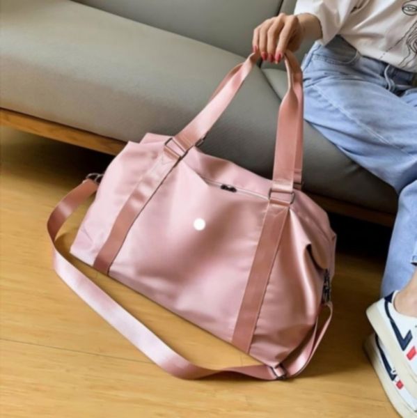 new designer alx yoga bag portable yoga bag women's dry and wet separation waterproof large-capacity suitcase short-distance travel bag
new designer alx yoga bag portable yoga bag women's dry and wet separation waterproof large-capacity suitcase short-distance travel bag