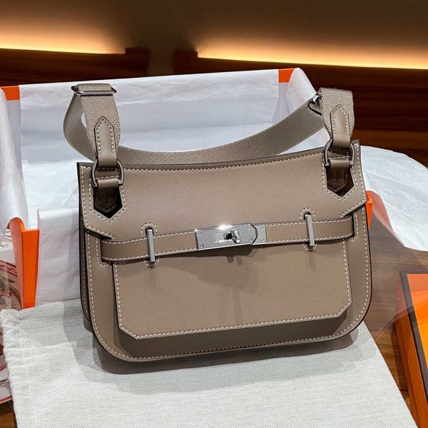 women leather bag jypsieres h ermss bag new mini swift leather crossbody leather women's bag premium one shoulder underarm bag 669k
women leather bag jypsieres h ermss bag new mini swift leather crossbody leather women's bag premium one shoulder underarm bag 669k