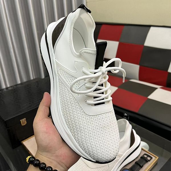men's spring and autumn new outdoor travel breathable mesh light casual shoes with black and white two classic lovers color to choose f
men's spring and autumn new outdoor travel breathable mesh light casual shoes with black and white two classic lovers color to choose f