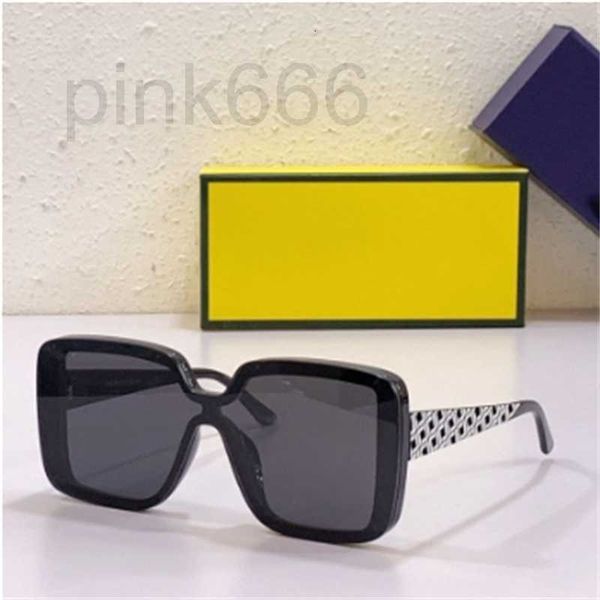 sunglasses designer 2023 square vintage women men luxury glasse lens over print eyeglasses 0820 retro ck2e, White;black
sunglasses designer 2023 square vintage women men luxury glasse lens over print eyeglasses 0820 retro ck2e, White;black