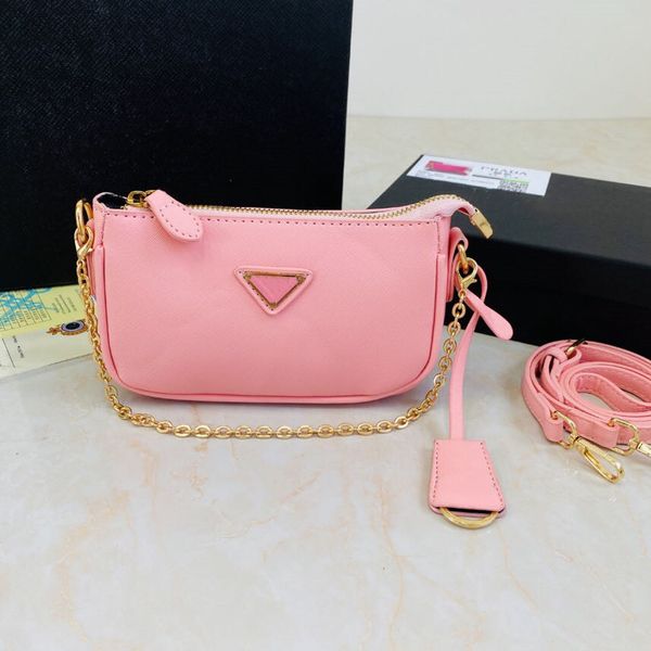 brand women's messenger bags small square bag 2023 fashion trend triangle logo single shoulder crossbody bag for woman with box
brand women's messenger bags small square bag 2023 fashion trend triangle logo single shoulder crossbody bag for woman with box