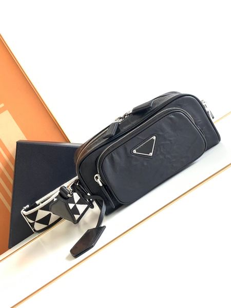 2023 women full of soft sheep leather fashion designer boston crossbody bag full of classic breath
2023 women full of soft sheep leather fashion designer boston crossbody bag full of classic breath