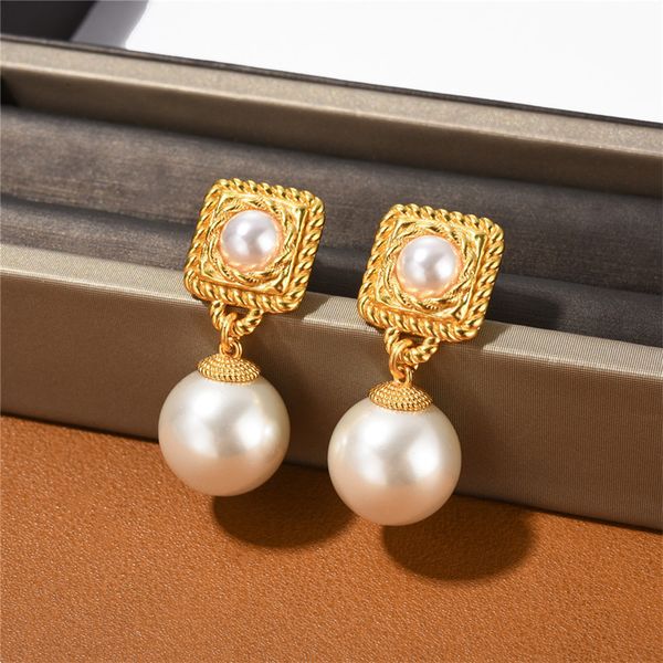 french luxury vintage fried dough twists block inlaid pearl pendant earrings for women niche design charm fashion jewelry, Golden;silver
french luxury vintage fried dough twists block inlaid pearl pendant earrings for women niche design charm fashion jewelry, Golden;silver