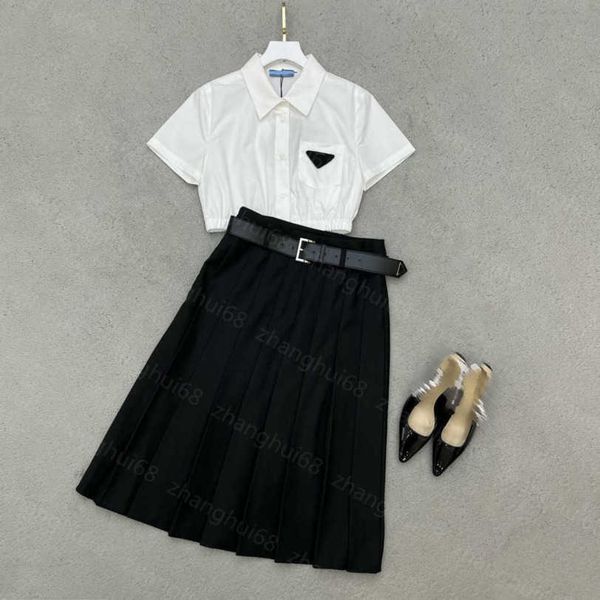 23ss skirt set womens designer clothing new lapel short shirt with short sleeves pleated skirt with belt sets womens clothing a1, White
23ss skirt set womens designer clothing new lapel short shirt with short sleeves pleated skirt with belt sets womens clothing a1, White