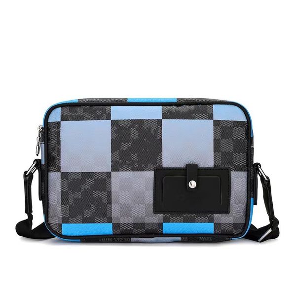 2023 the latest plaid jet print shoulder bag fashion cross-body bag high-end design seenwork detail let you love
2023 the latest plaid jet print shoulder bag fashion cross-body bag high-end design seenwork detail let you love