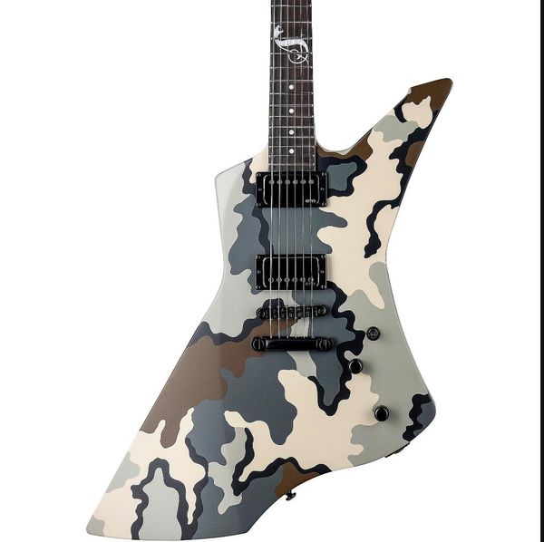 custom shop ltd snake byte james hetfield signature camo electric guitar 9v battery box, china emg pickups, black hardware
custom shop ltd snake byte james hetfield signature camo electric guitar 9v battery box, china emg pickups, black hardware