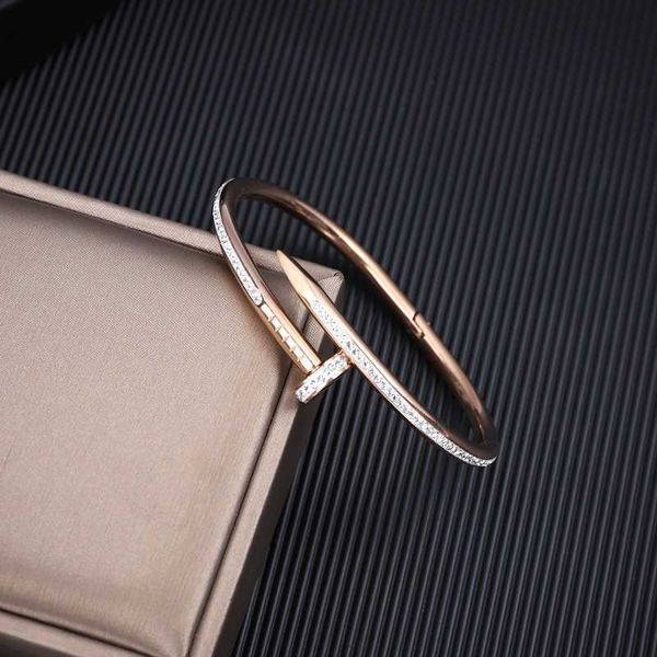 eller new geometric personalized nail titanium steel bracelet with diamond design c card colorless women'skqlm, Black
eller new geometric personalized nail titanium steel bracelet with diamond design c card colorless women'skqlm, Black