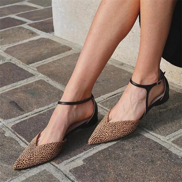 flat women sandal 2023 summer new faux suede casual women shoes ankle buckle hollow pointed toe mueller shoes dropshopping, Black
flat women sandal 2023 summer new faux suede casual women shoes ankle buckle hollow pointed toe mueller shoes dropshopping, Black