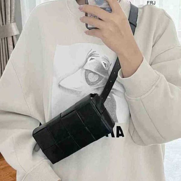 designer bottegas bags venetas cassettes bs plaid woven bag womens leather high value versatile waist chest spring and summer new single s h
designer bottegas bags venetas cassettes bs plaid woven bag womens leather high value versatile waist chest spring and summer new single s h
