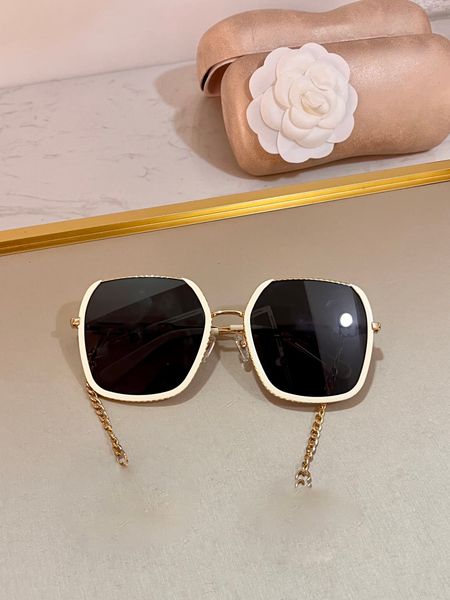 designers sunglasses beach sunglass summer goggle driving sunglasses 6 colors highly quality, White;black
designers sunglasses beach sunglass summer goggle driving sunglasses 6 colors highly quality, White;black