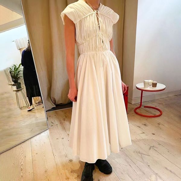 2023 dress women designer clothing summer dress pleated drawstring tie up v-neck elegant temperament high waisted sleeveless white long dres, Black;gray
2023 dress women designer clothing summer dress pleated drawstring tie up v-neck elegant temperament high waisted sleeveless white long dres, Black;gray