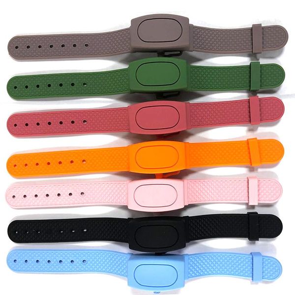 2020 wristband hand sanitizer dispensing portable bracelet wristband hand dispenser wrist soap dispenser with squeeze bottle
2020 wristband hand sanitizer dispensing portable bracelet wristband hand dispenser wrist soap dispenser with squeeze bottle