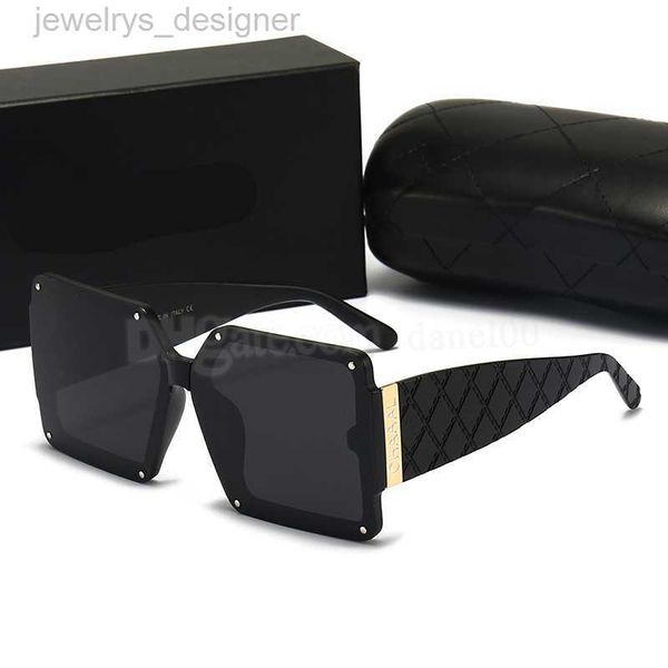 luxury sunglasses polaroid lens designer letter womens mens goggle senior eyewear for women eyeglasses lady large frame wave, White;black
luxury sunglasses polaroid lens designer letter womens mens goggle senior eyewear for women eyeglasses lady large frame wave, White;black
