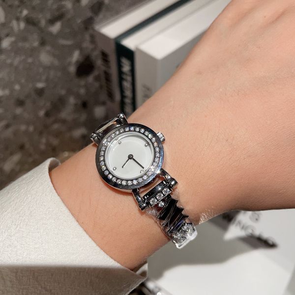ladies watch automatic movement mechanical watch 28mm all stainless steel waterproof brick watch sapphire business classic high-quality watc, Slivery;golden
ladies watch automatic movement mechanical watch 28mm all stainless steel waterproof brick watch sapphire business classic high-quality watc, Slivery;golden