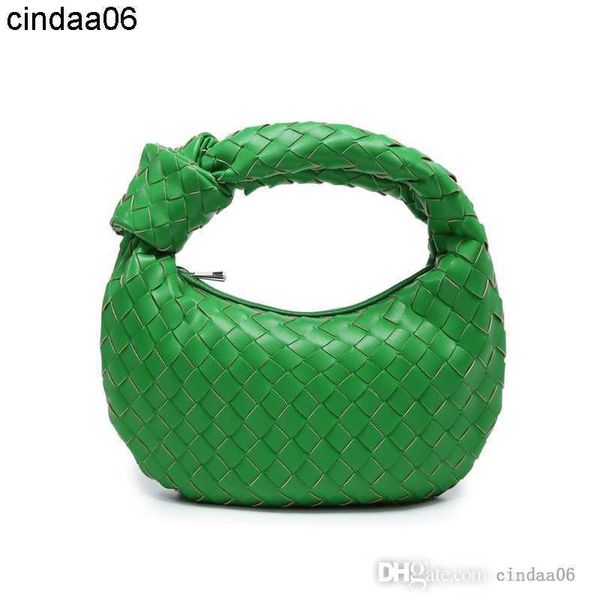 women's hobos designer bag 2023 woven bags niche design handheld dumpling bag ox horn knotted handbag without logo
women's hobos designer bag 2023 woven bags niche design handheld dumpling bag ox horn knotted handbag without logo