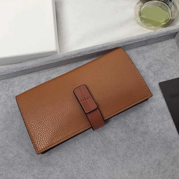 fashion womens wallets classic embossed cowhide men women wallet luxury designer credit card coin purse buckle with zipper quality, Red;black
fashion womens wallets classic embossed cowhide men women wallet luxury designer credit card coin purse buckle with zipper quality, Red;black